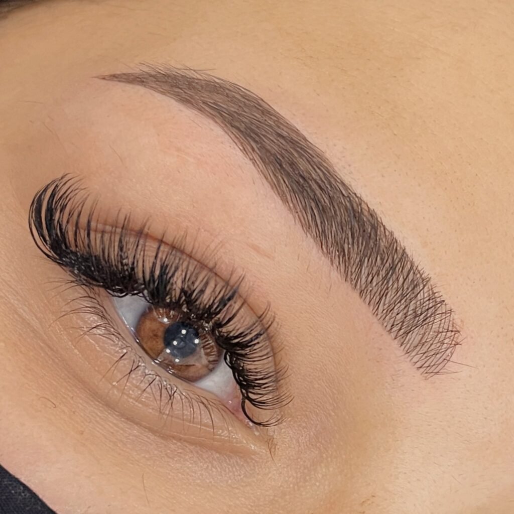 Combibrows | Semi permanent make up